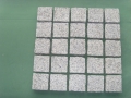 Granit biały G603 oczkach kostki brukowej