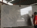 Kaszmir granit biały polerowany duże płyty